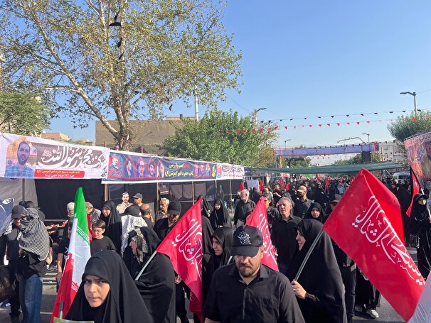 مراسم راهپیمایی جاماندگان اربعین در تهران